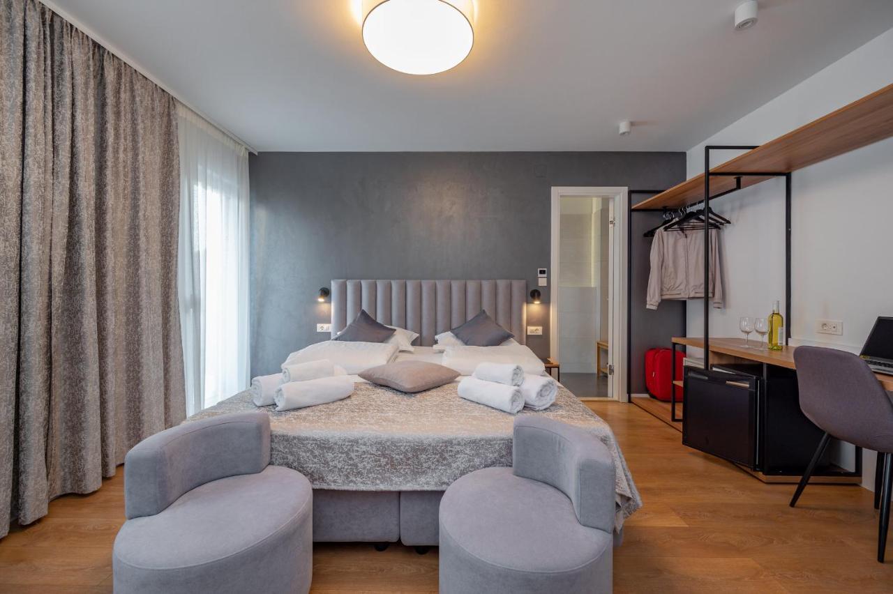 Seven Seas Residence Spalato Esterno foto