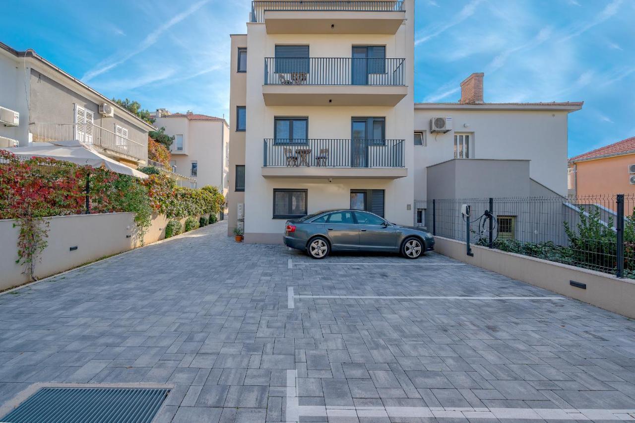 Seven Seas Residence Spalato Esterno foto